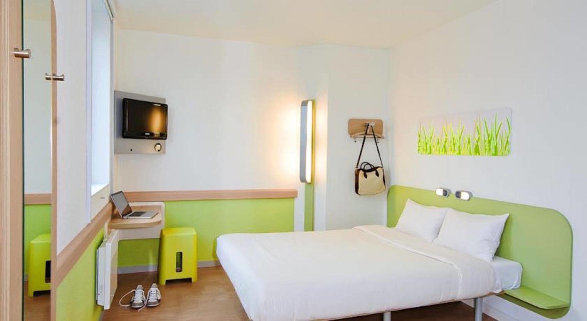 Ibis Budget - Porte De Bagnolet Exterior foto